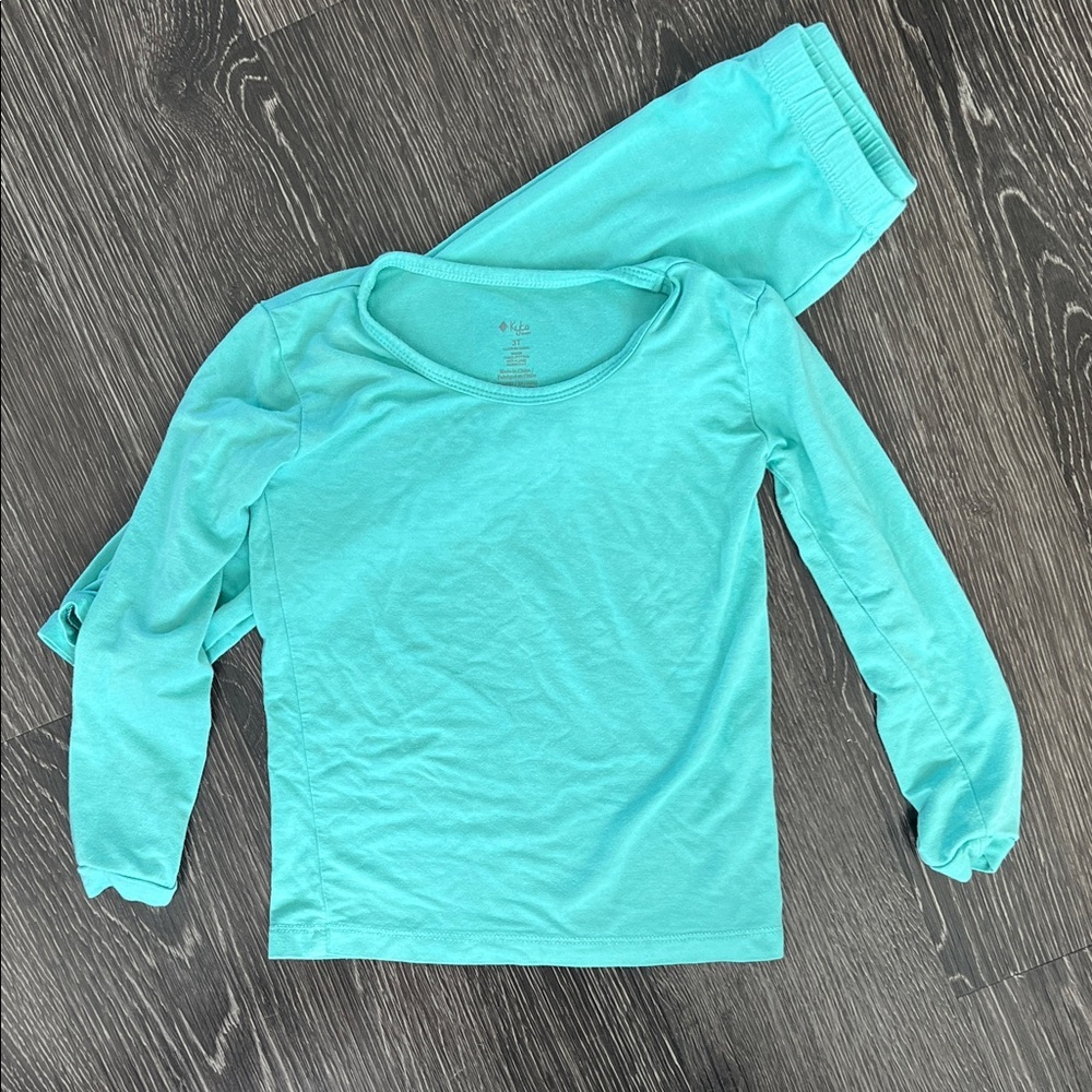 Kyte 3T long sleeve pajamas